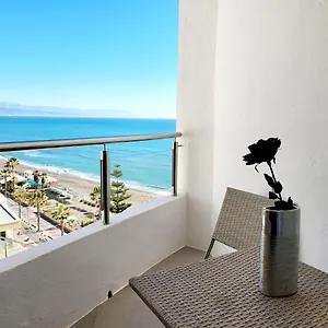 Le Luxe Au Soleil Face A La Torremolinos